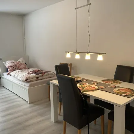 Stilvolle Vollmoeblierte 2 Mit Garten Direkt Am Stadtwald Rabenberg * Wolfsburg
